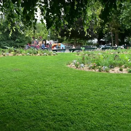 Chez Vous - Marguerite Et Emile Paryż